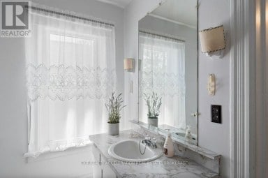 235 EAST STREET Greater Napanee (Greater Napanee) Ontario photo 27