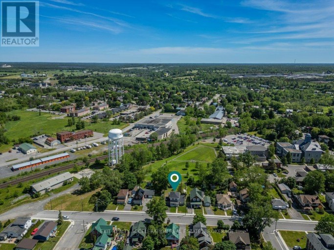 235 EAST STREET, Greater Napanee (Greater Napanee), Ontario, K7R1S9