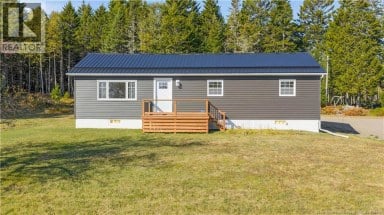 338 Route 176 Pennfield New Brunswick photo 2