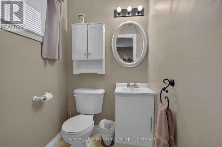 63 HARMONY ROAD, Dysart et al (Dysart), Ontario, K0M1S0