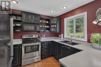 63 HARMONY ROAD Dysart et al (Dysart) Ontario photo 18
