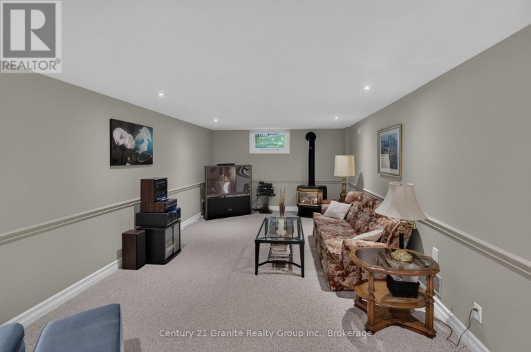 63 HARMONY ROAD, Dysart et al (Dysart), Ontario, K0M1S0