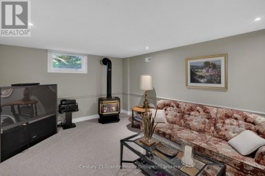 63 HARMONY ROAD Dysart et al (Dysart) Ontario photo 24