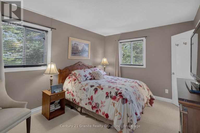 63 HARMONY ROAD, Dysart et al (Dysart), Ontario, K0M1S0