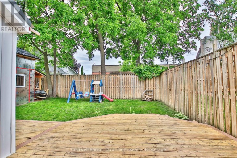 15 CUTTER STREET, Central Huron (Clinton), Ontario, N0M1L0