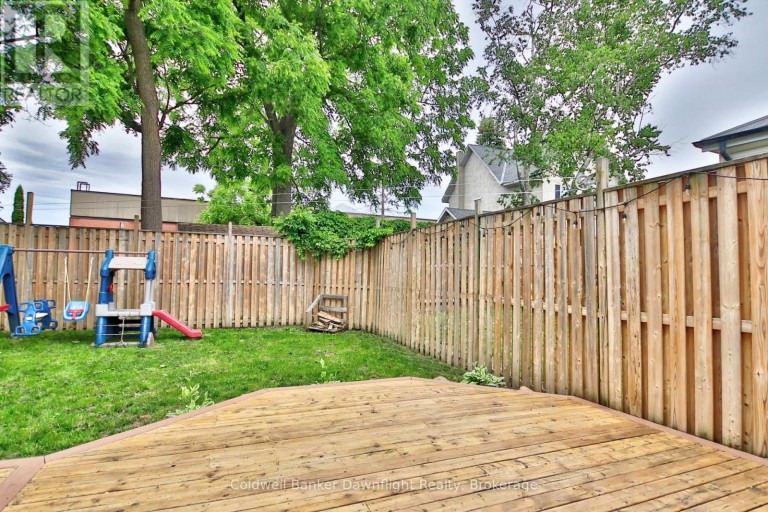 15 CUTTER STREET, Central Huron (Clinton), Ontario, N0M1L0