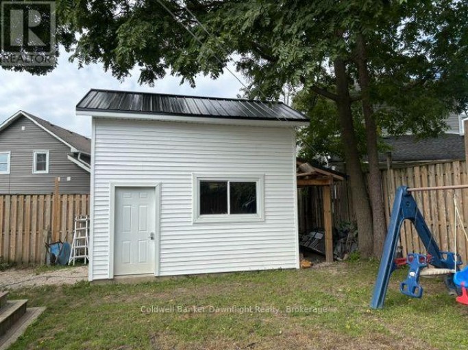 15 CUTTER STREET, Central Huron (Clinton), Ontario, N0M1L0