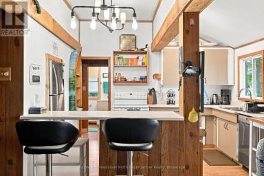 1022 TANAMAKOON LANE Dysart et al (Harburn) Ontario photo 10