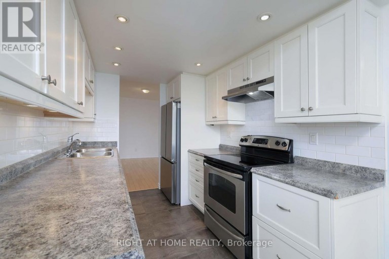 2205 - 133 TORRESDALE AVENUE, Toronto (Westminster-Branson), Ontario, M2R3T2