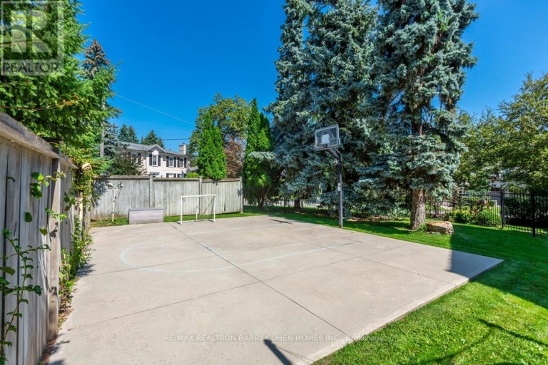 17 BAYVIEW RIDGE, Toronto (Bridle Path-Sunnybrook-York Mills), Ontario, M2L1E3