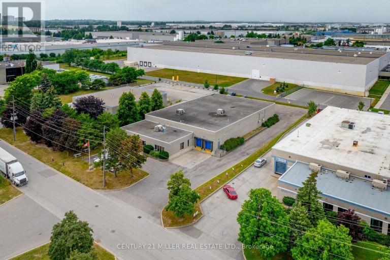 4 CARSON COURT, Brampton (Bramalea South Industrial), Ontario, L6T4P8