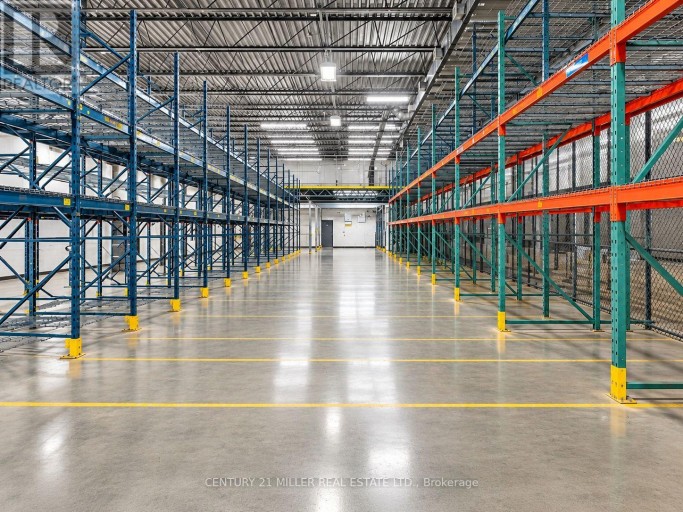 4 CARSON COURT, Brampton (Bramalea South Industrial), Ontario, L6T4P8