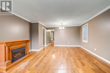 8 MIDHURST DRIVE Toronto (West Humber-Clairville) Ontario photo 4