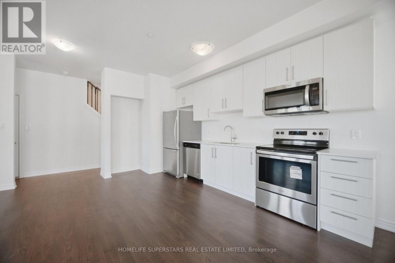 7 - 2205 LILLYKIN STREET, Oakville (RO River Oaks), Ontario, L6H0X6