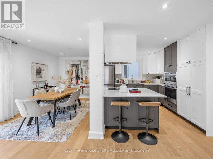 25 TREEVIEW DRIVE, Toronto (Alderwood), Ontario, M8W4B8