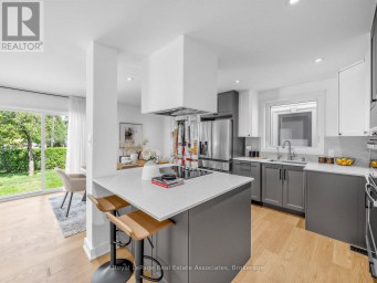 25 TREEVIEW DRIVE Toronto (Alderwood) Ontario photo 11