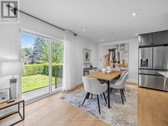 25 TREEVIEW DRIVE Toronto (Alderwood) Ontario photo 7