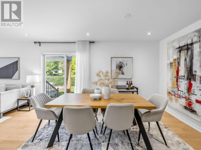 25 TREEVIEW DRIVE, Toronto (Alderwood), Ontario, M8W4B8