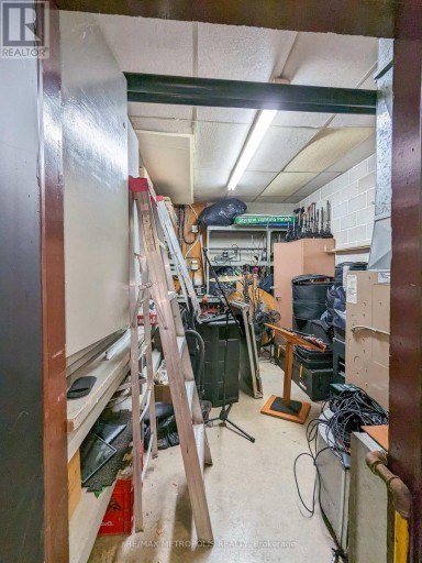 2505 LONDON LINE, Sarnia, Ontario, N7T7H2