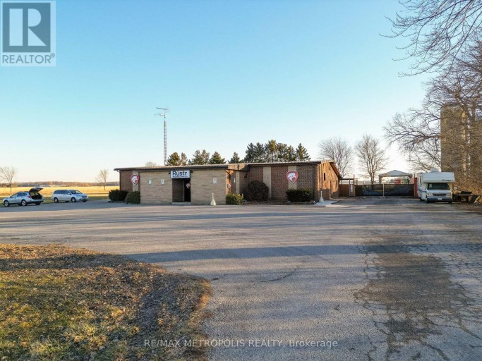 2505 LONDON LINE, Sarnia, Ontario, N7T7H2
