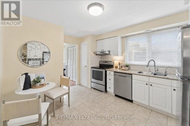 241 VIEWMOUNT STREET Oshawa (Donevan) Ontario photo 18