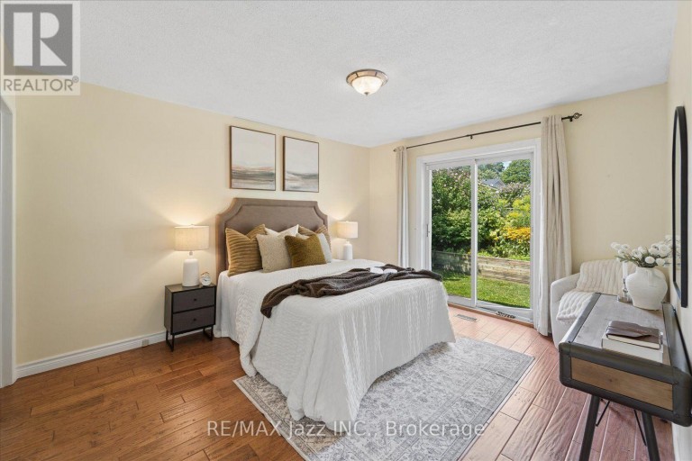 241 VIEWMOUNT STREET, Oshawa (Donevan), Ontario, L1H7C2