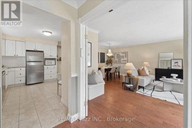 241 VIEWMOUNT STREET Oshawa (Donevan) Ontario photo 5
