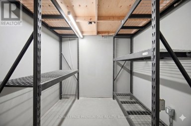 2 - 16 SIMS CRESCENT Richmond Hill (Beaver Creek Business Park) Ontario photo 16