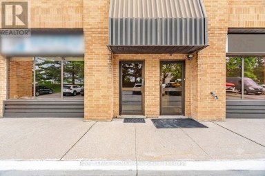 2 - 16 SIMS CRESCENT Richmond Hill (Beaver Creek Business Park) Ontario photo 2