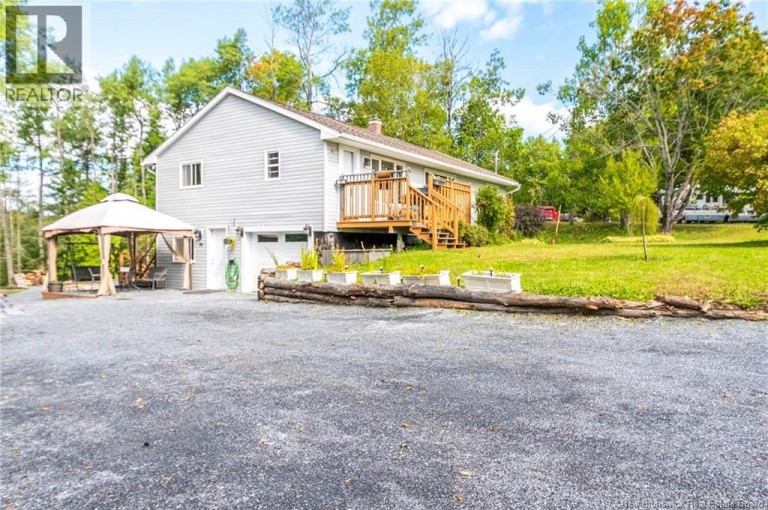 49 Fox Hill Road, Saint John, New Brunswick, E2M7M5