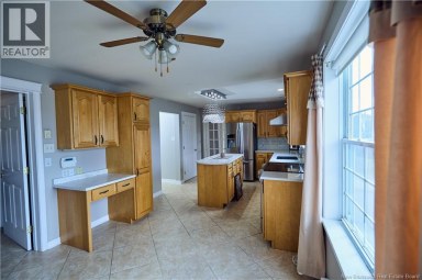 77 Cedarwood Drive Saint John New Brunswick photo 9