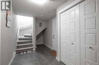 156 Livingston Common NE Calgary Alberta photo 34