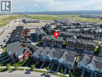 156 Livingston Common NE Calgary Alberta photo 39