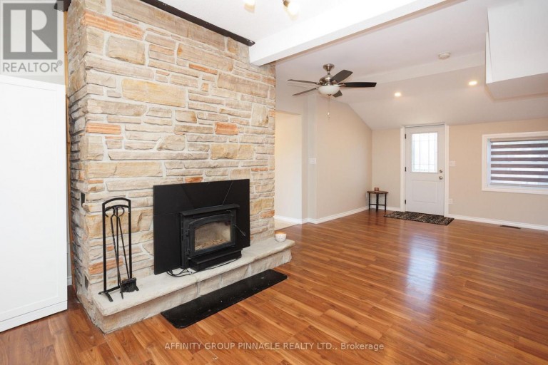 18 CLIFTON STREET, Kawartha Lakes (Fenelon Falls), Ontario, K0M1N0
