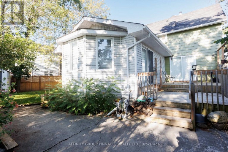 18 CLIFTON STREET, Kawartha Lakes (Fenelon Falls), Ontario, K0M1N0