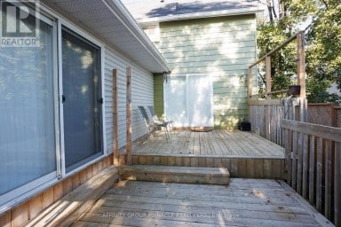 18 CLIFTON STREET Kawartha Lakes (Fenelon Falls) Ontario photo 31