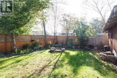 18 CLIFTON STREET Kawartha Lakes (Fenelon Falls) Ontario photo 34