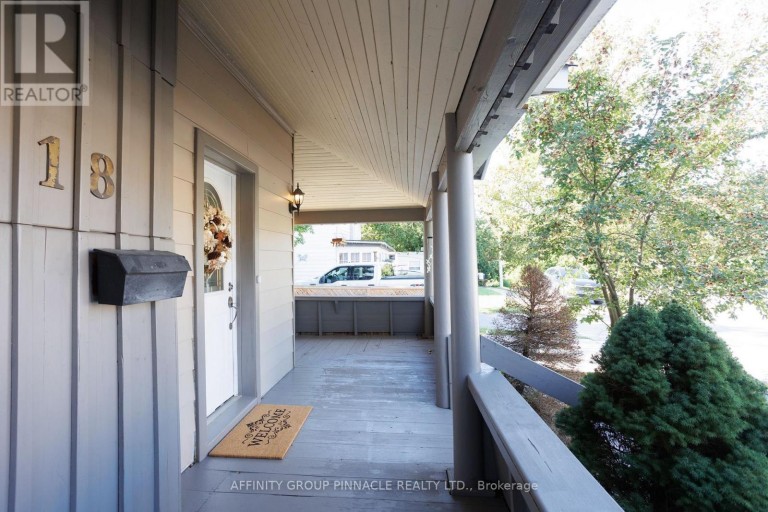 18 CLIFTON STREET, Kawartha Lakes (Fenelon Falls), Ontario, K0M1N0