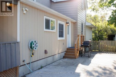 18 CLIFTON STREET Kawartha Lakes (Fenelon Falls) Ontario photo 6