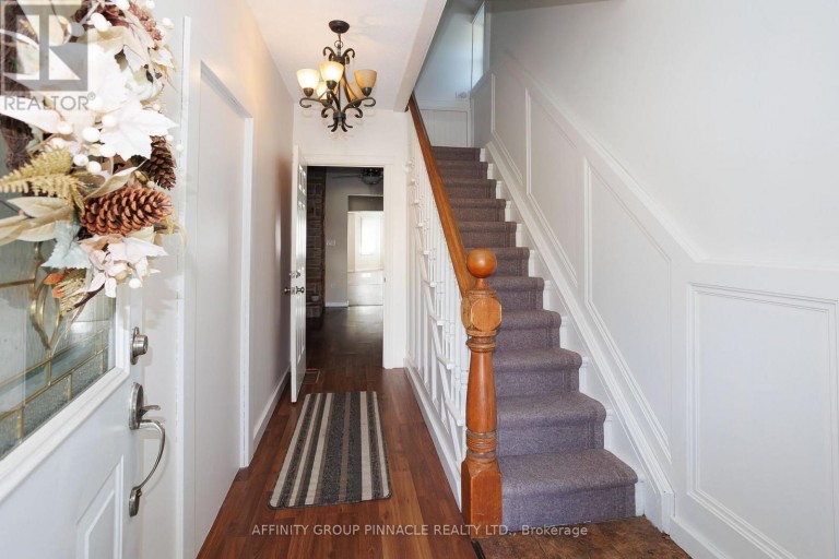 18 CLIFTON STREET, Kawartha Lakes (Fenelon Falls), Ontario, K0M1N0