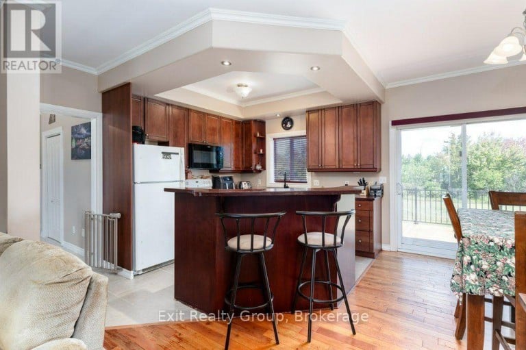 10435 HIGHWAY 41, Addington Highlands (Addington Highlands), Ontario, K0H1Z0