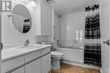 402 - 1 QUEEN STREET Cobourg Ontario photo 22