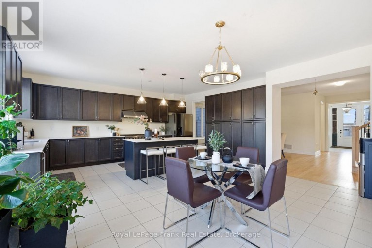 60 HENNESSEY CRESCENT, Kawartha Lakes (Lindsay), Ontario, K9V0P3