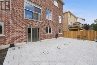 60 HENNESSEY CRESCENT Kawartha Lakes (Lindsay) Ontario photo 42