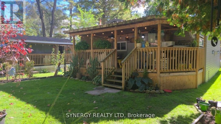 24749 PARK STREET, Strathroy-Caradoc (SW), Ontario, N7G1P4