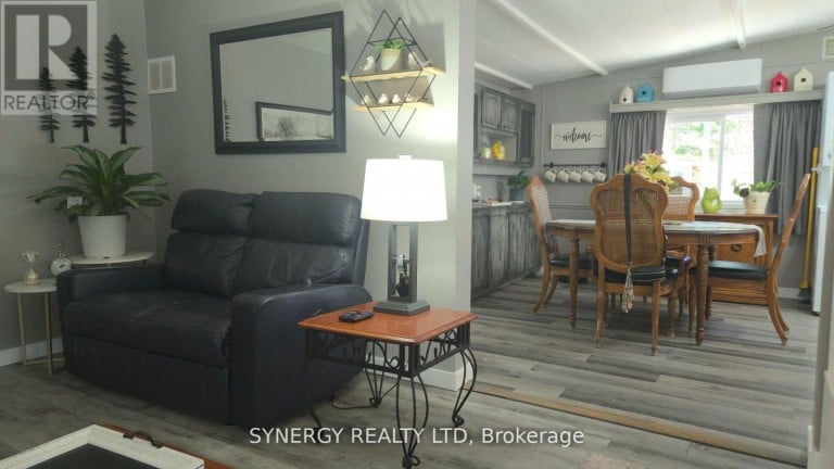 24749 PARK STREET, Strathroy-Caradoc (SW), Ontario, N7G1P4