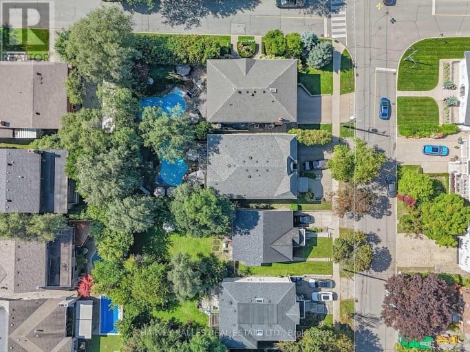 55 VIEWMOUNT AVENUE, Toronto (Englemount-Lawrence), Ontario, M6B1T2
