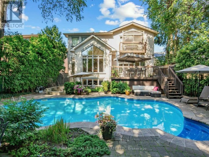 55 VIEWMOUNT AVENUE, Toronto (Englemount-Lawrence), Ontario, M6B1T2