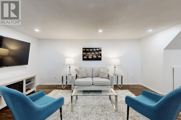 76 - 700 HARMONY ROAD N, Oshawa (Pinecrest), Ontario, L1K1S2