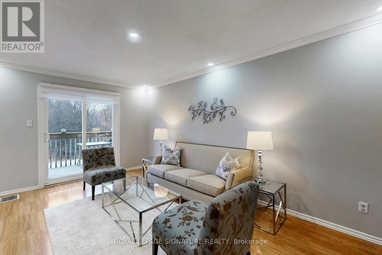76 - 700 HARMONY ROAD N, Oshawa (Pinecrest), Ontario, L1K1S2